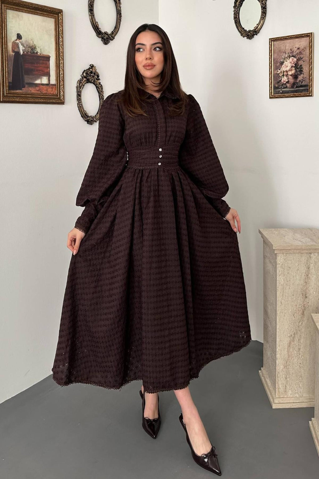 Elegant Brown A-Line Midi Dress With Balloon Sleeves