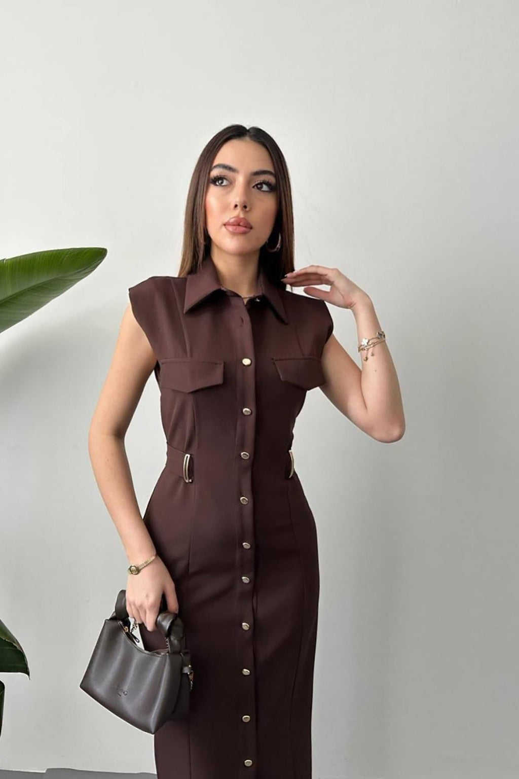 Elegant Brown Sheath Dress With Notched Neck