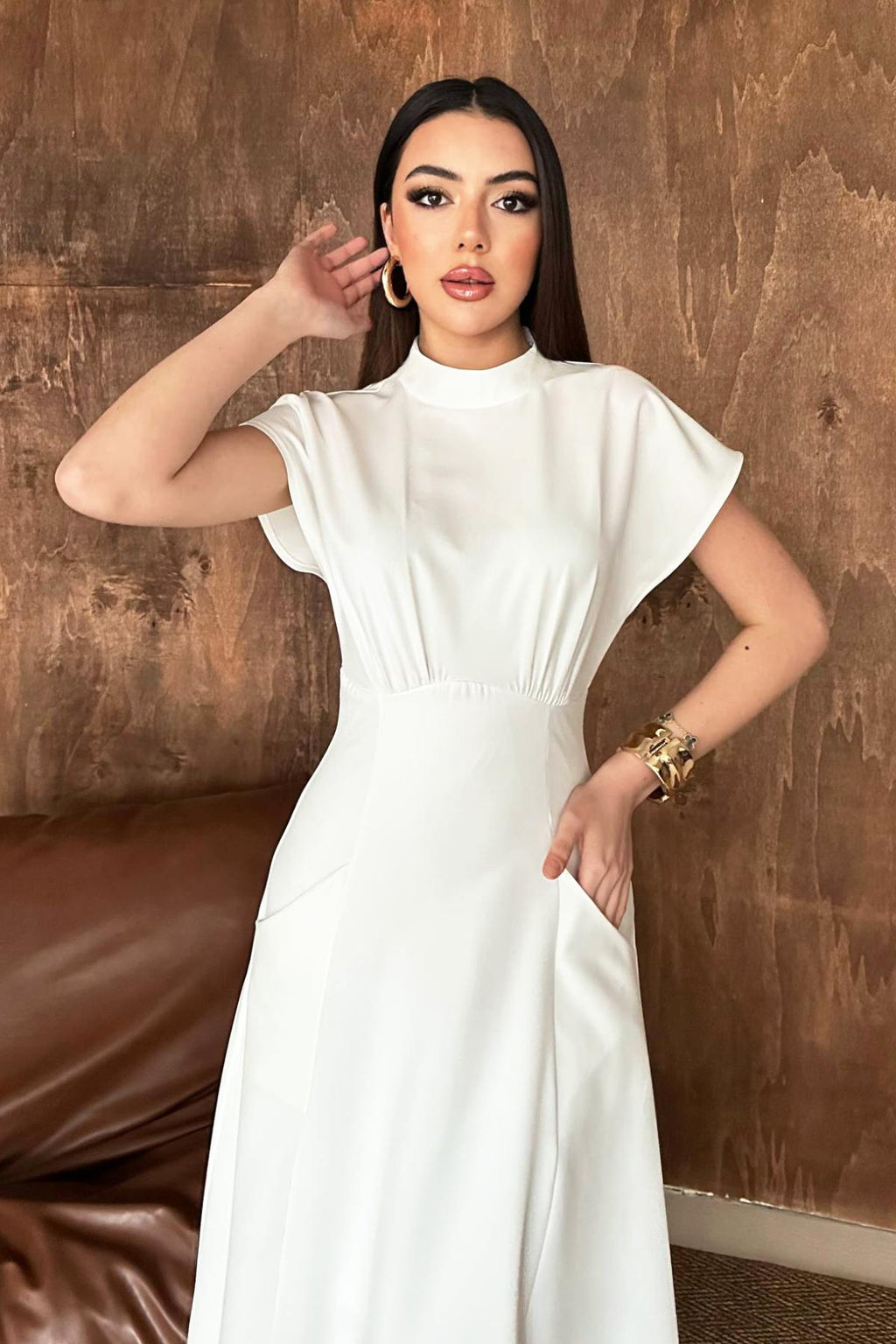 Elegant White Dress With Cap Sleeves